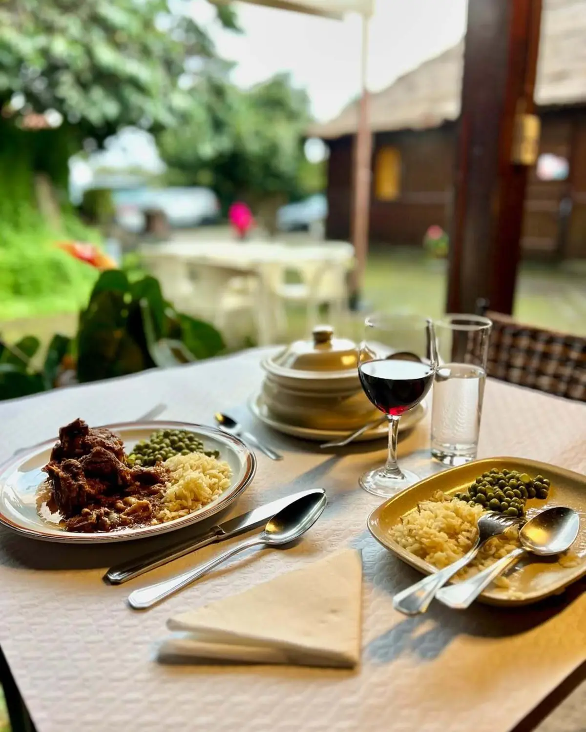 Imagem de contexto do artigo Prato do Dia: Casa de Palha, em São Jorge, Madeira
