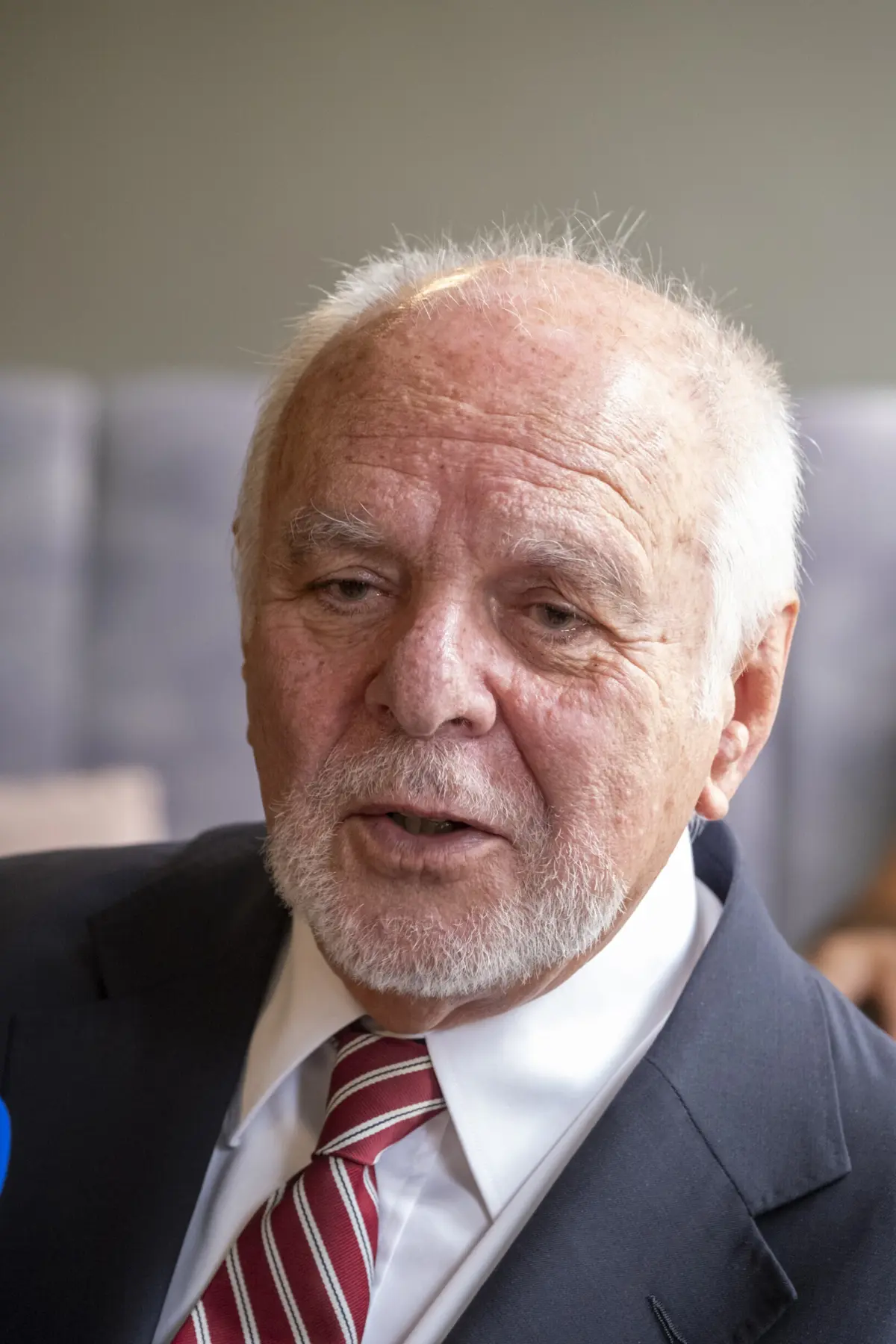 Imagem de contexto do artigo Valente de Oliveira: "Jovens que deixam o país tomam decisão racional"