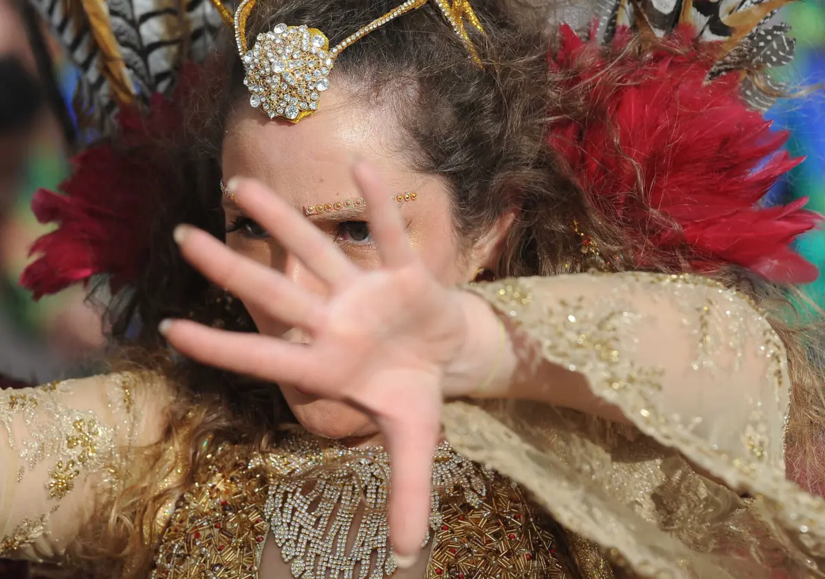 Imagem de contexto do artigo Sesimbra e Elvas cancelam desfiles de Carnaval devido à chuva