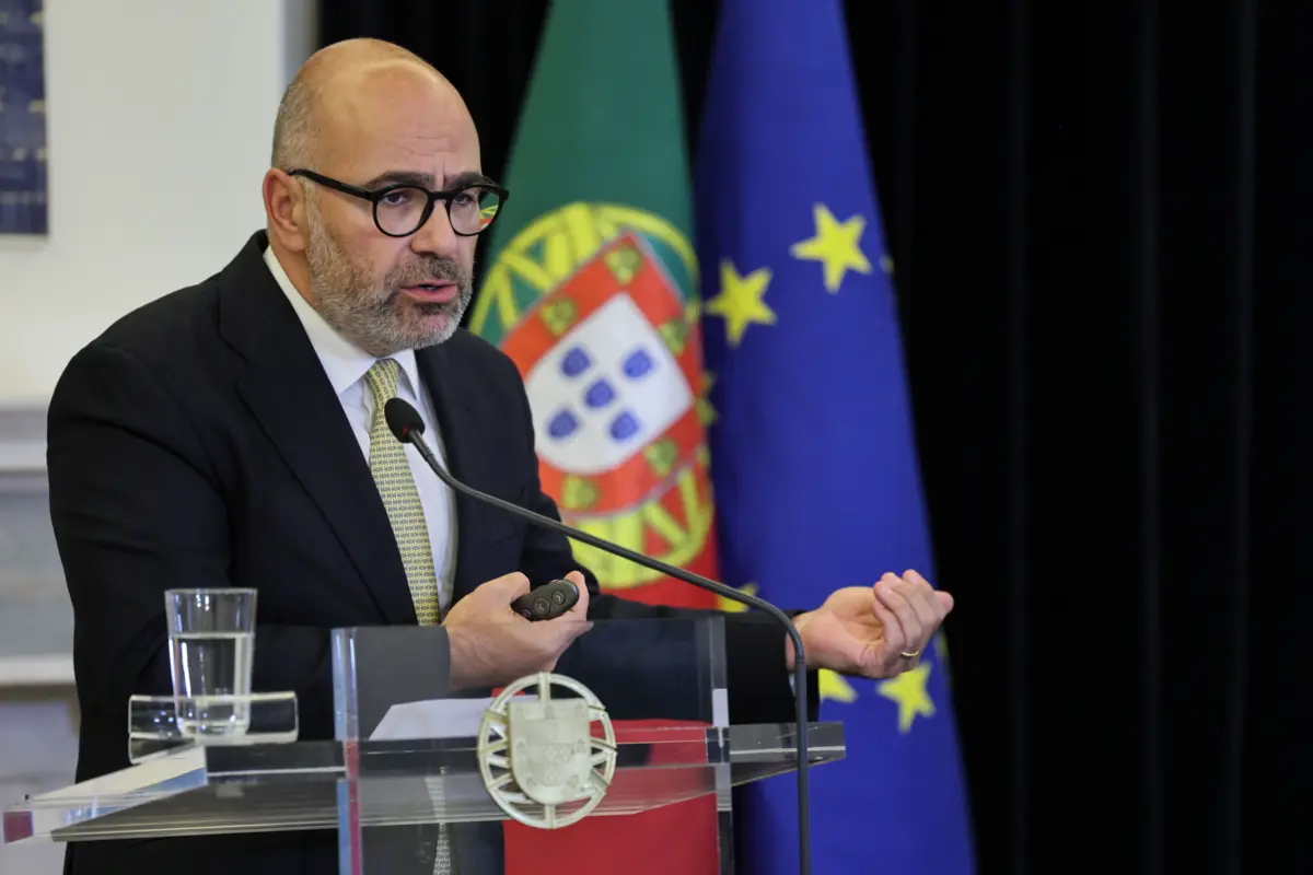 Imagem de contexto do artigo Pinto Luz em périplo pela EN2: autarcas querem "plano de intervenção" para garantir que viagem ultrapassa a "dimensão turística"