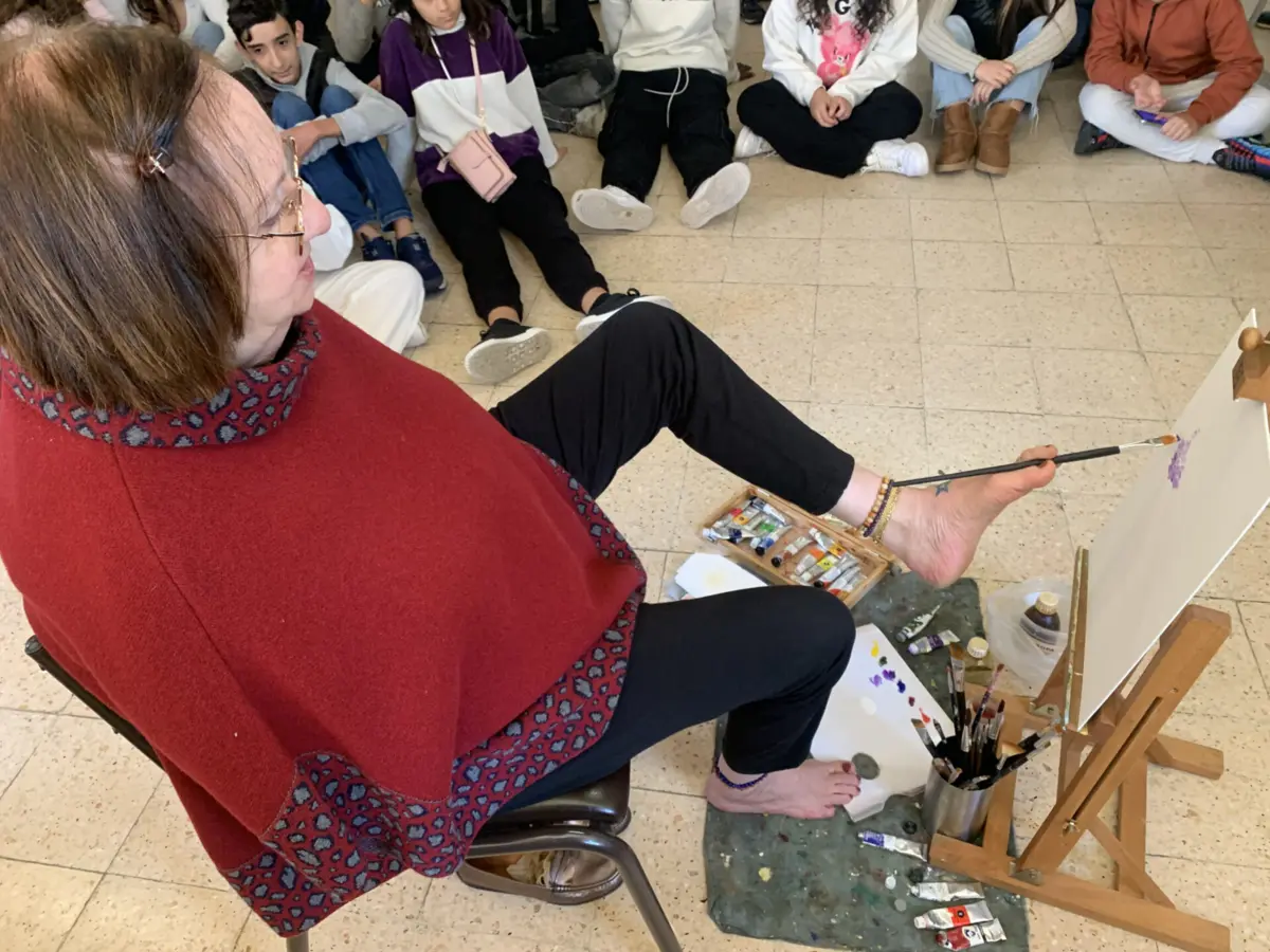 Imagem de contexto do artigo "Uma arte que eu amo." O pé esquerdo pintor de Maria de Lurdes