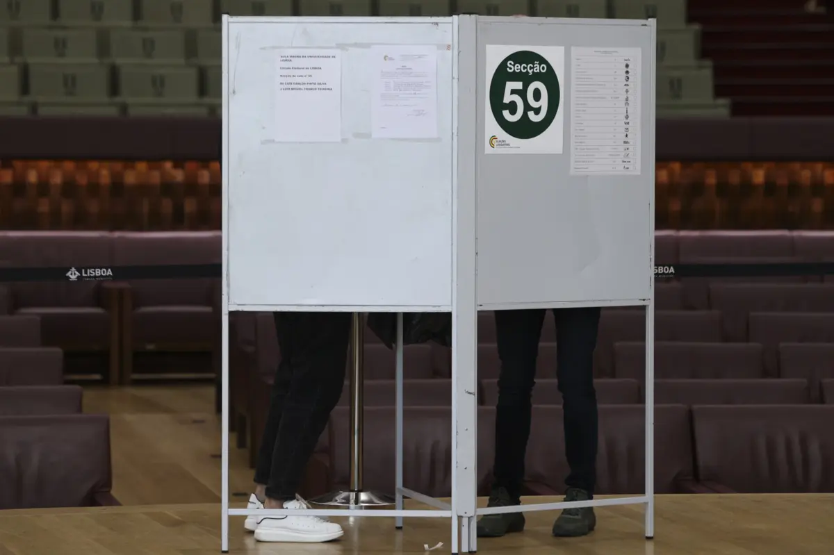 Imagem de contexto do artigo CDS-PP aprova mais de 30 coligações para eleições autárquicas