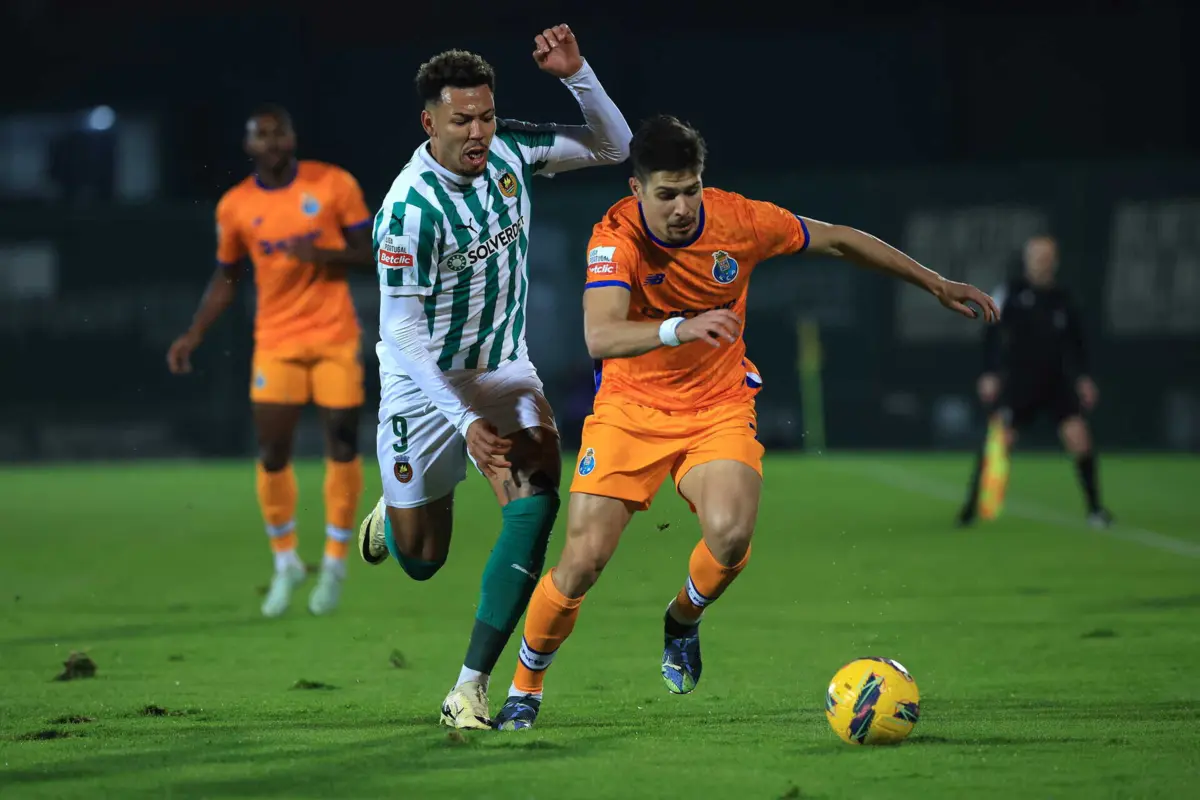 Imagem de contexto do artigo Erros atrás de erros: FC Porto empata com o Rio Ave e fica a oito pontos da liderança. Veja os golos