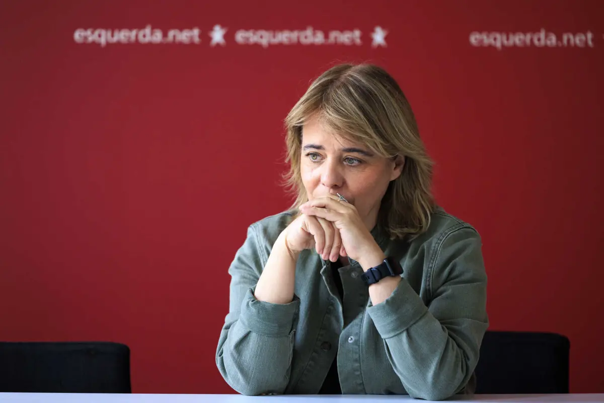 “Não temos um problema de excesso de população, temos é racismo e políticas que usam os imigrantes como bodes expiatórios", diz Catarina Martins