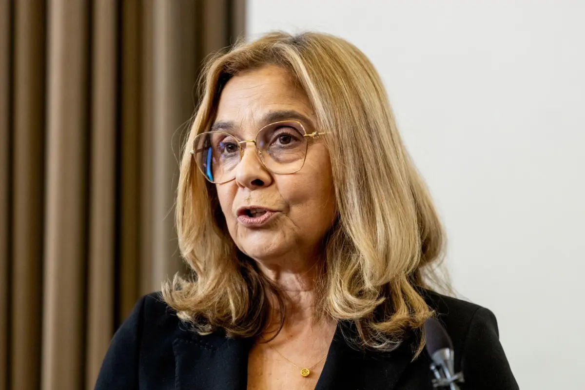 Imagem de contexto do artigo Ministra da Saúde recusa caos no SNS e garante: "Desistir é coisa que não vai acontecer"