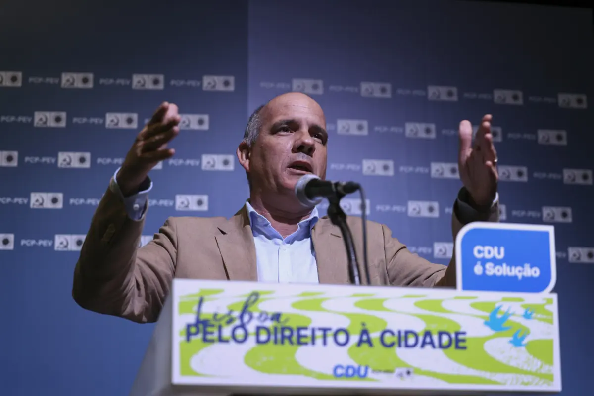 Imagem de contexto do artigo Após entrevista polémica, Raimundo critica "silenciamentos seletivos" e "deturpações" de posições do PCP