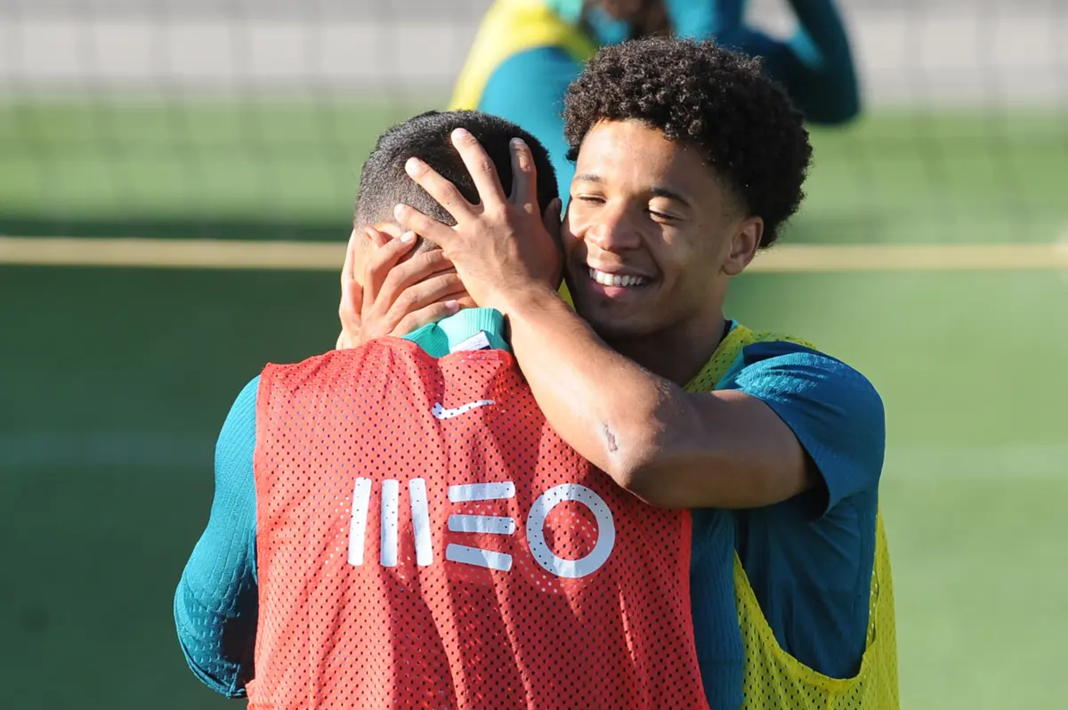 Lateral não deve jogar mais esta temporada