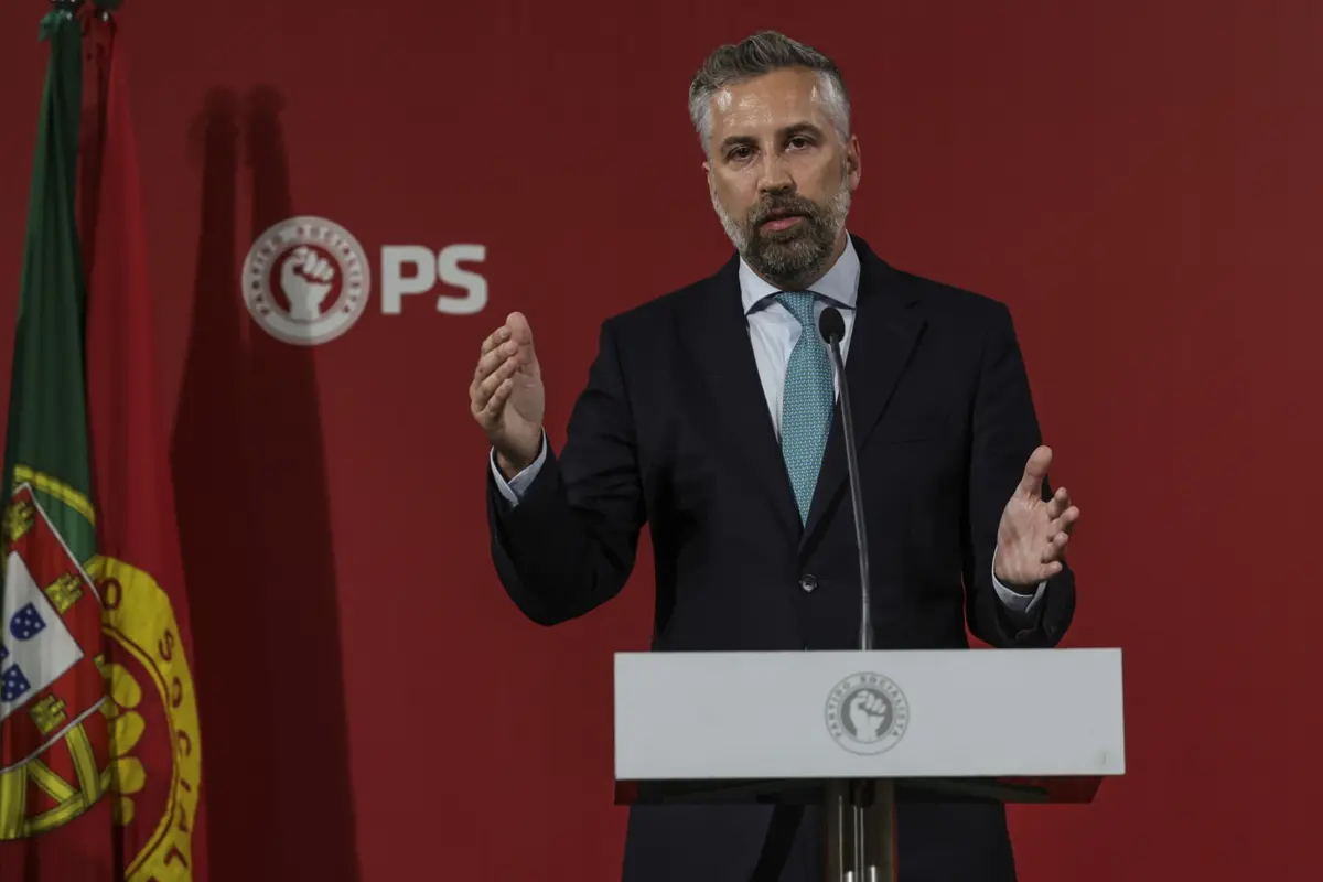 Pedro Nuno afirma que este exercício de "avaliação" é a prova de que lidera um partido "maduro"