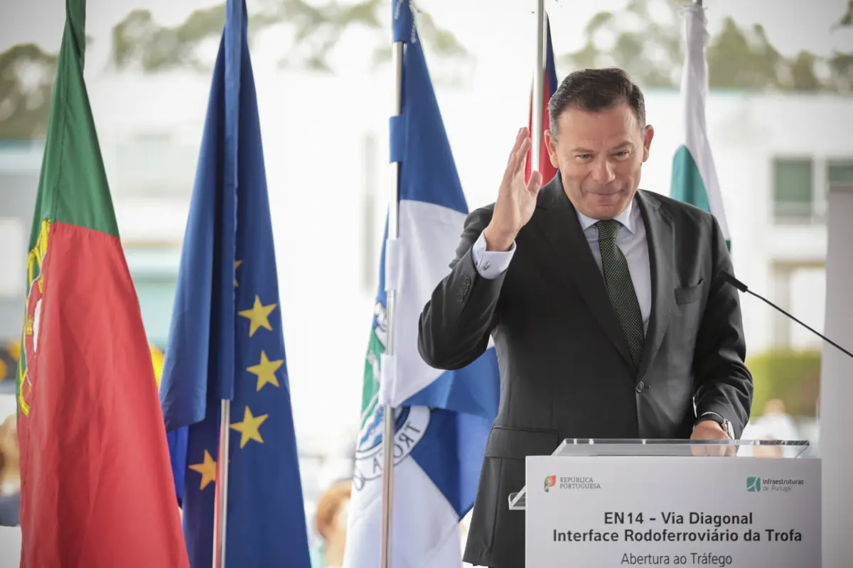 Imagem de contexto do artigo Sondagem: maioria reprova estado político do país e prevê que Governo não cumpre a legislatura