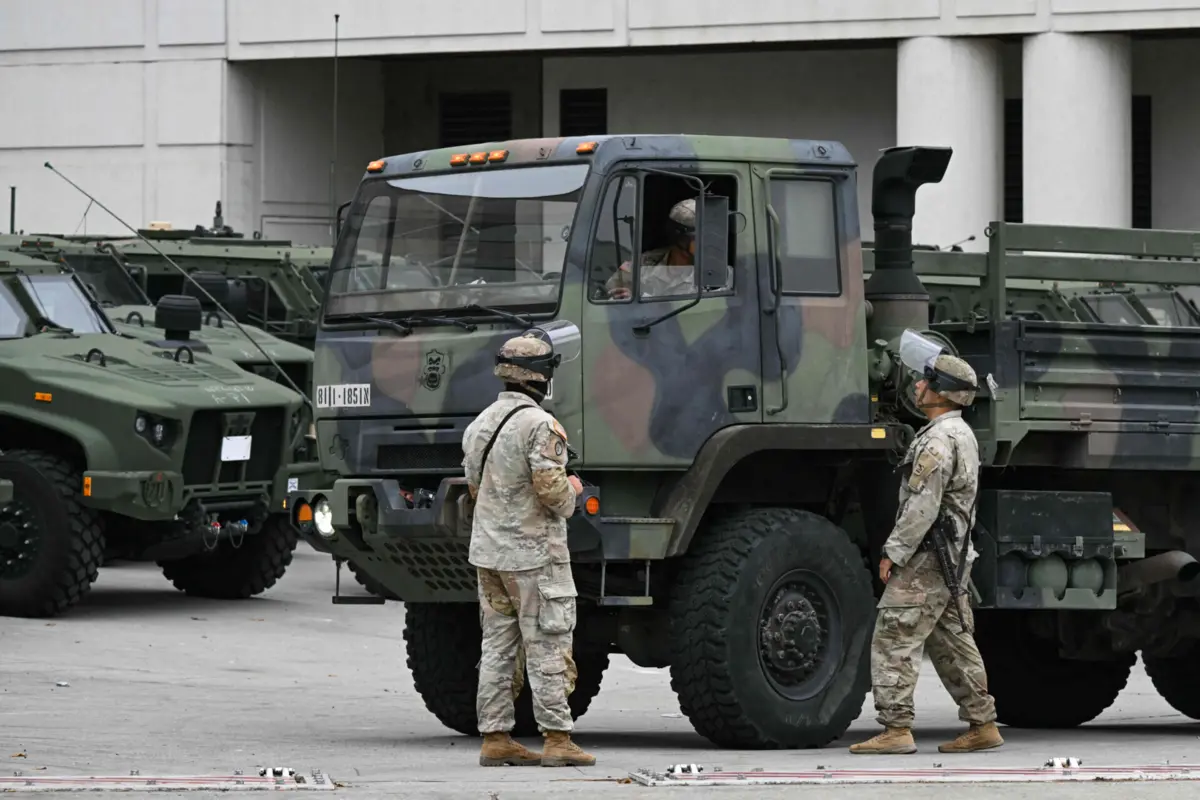 Membros da Guarda Nacional da Califórnia