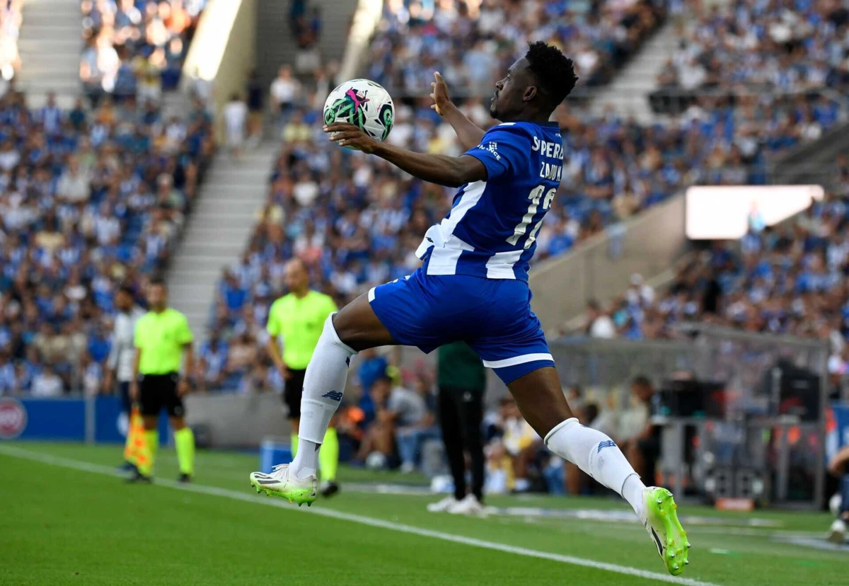 Imagem de contexto do artigo Zaidu desfalca FC Porto até ao final da época com rotura ligamentar no joelho