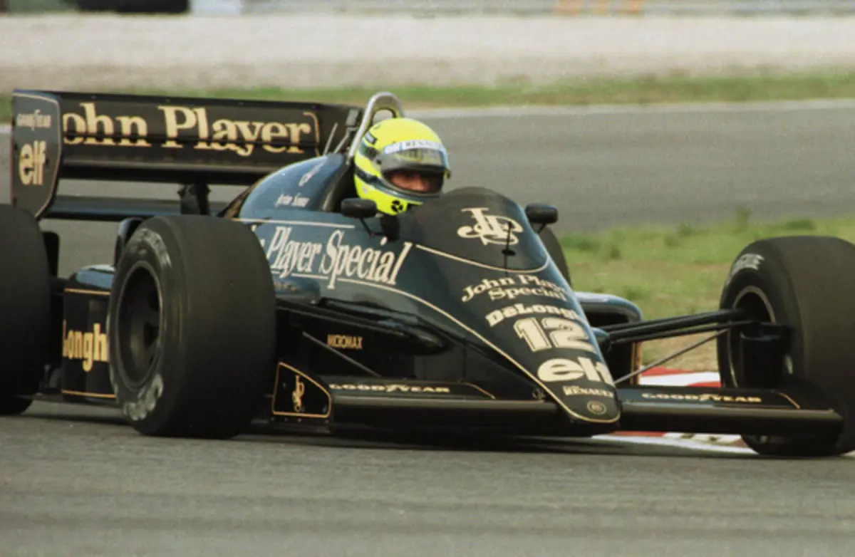 Imagem de contexto do artigo Keith Sutton, fotógrafo de Ayrton Senna, volta ao Estoril: “É muito emocionante que as pessoas tenham vindo ver o carro”