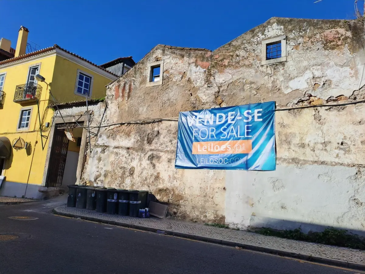 Imagem de contexto do artigo "Sempre à espera do pior." Moradores do Pátio da Quintinha em risco de despejo