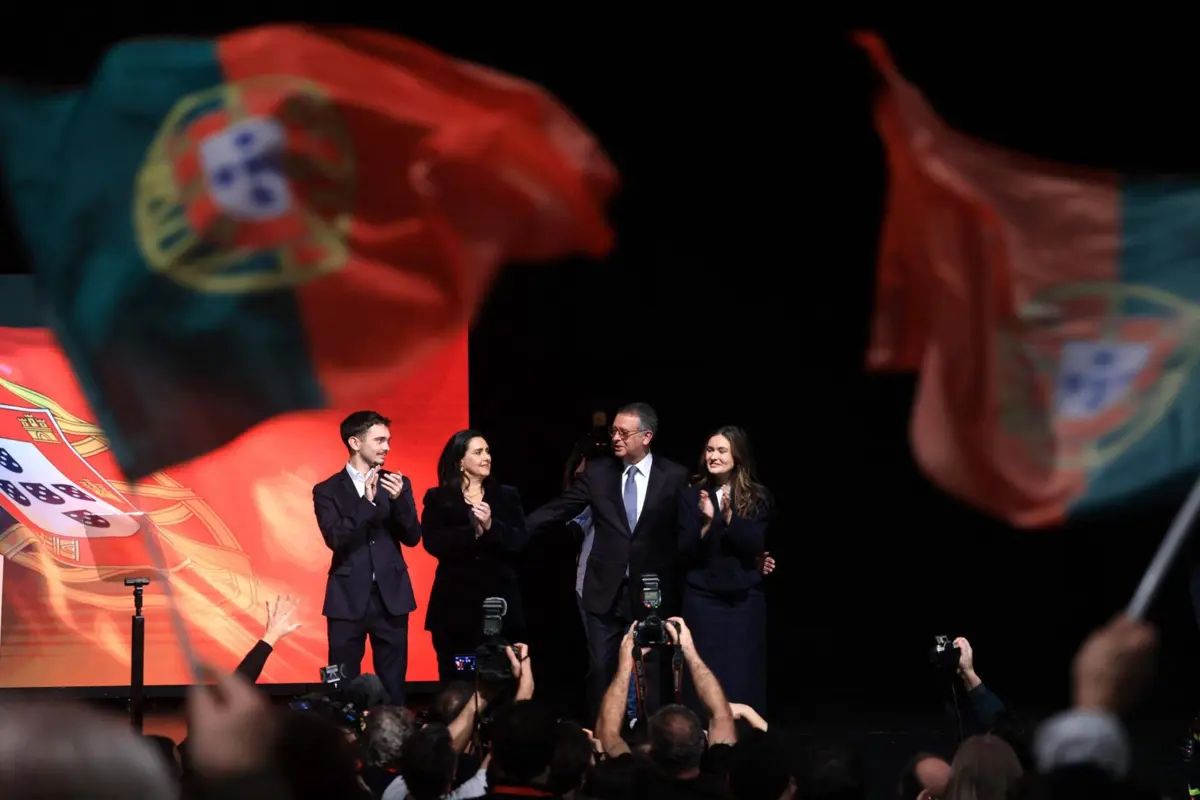 Imagem de contexto do artigo Seguro vence corrida a Belém: o filme da noite eleitoral das presidenciais