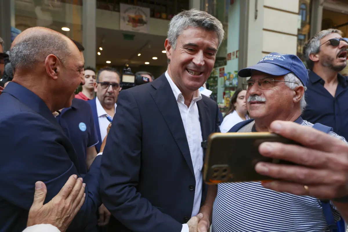 Imagem de contexto do artigo "Governo correspondeu às exigências." Carneiro quase garante que PS vai viabilizar o Orçamento do Estado