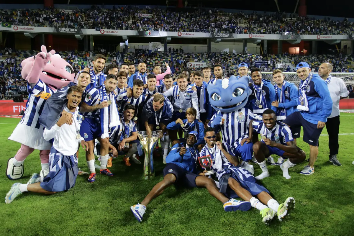 Imagem de contexto do artigo Supertaça: FC Porto conquista 86.º troféu e volta a liderar isolado ranking português de títulos