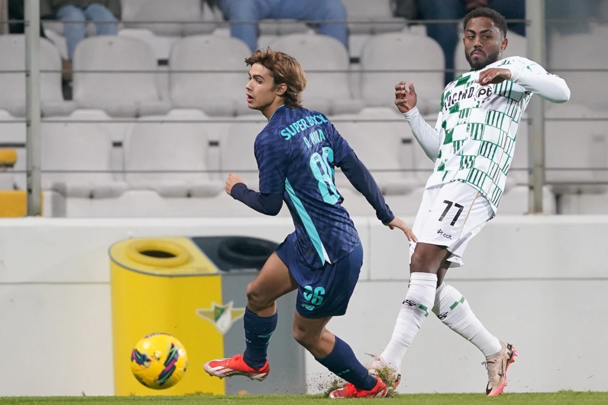 Imagem de contexto do artigo Mora na liderança: aposta de Vitor Bruno coloca FC Porto em primeiro lugar e pressiona rivais. Veja os golos