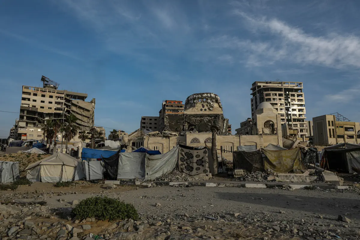 Israel retomou a ofensiva em março, pondo termo a um cessar-fogo negociado em janeiro, durante o qual trocou vários reféns israelitas por prisioneiros palestinianos