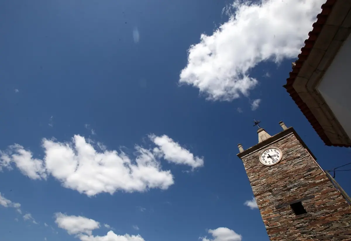 Imagem de contexto do artigo Aldeia de Arganil assinala 80 anos do Dia da Vitória com 1620 badaladas