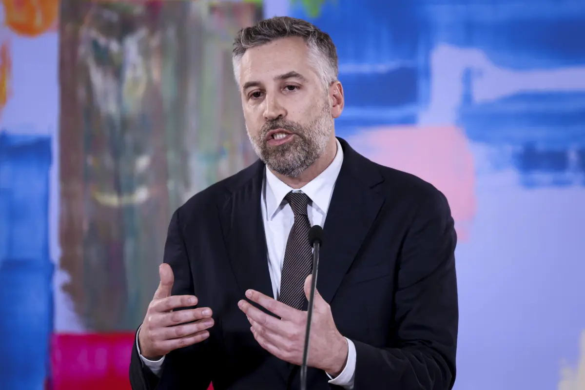 Imagem de contexto do artigo "Eleições não são um estorvo." Pedro Nuno diz que "será entre PS e PSD que se decidirá saúde da democracia"