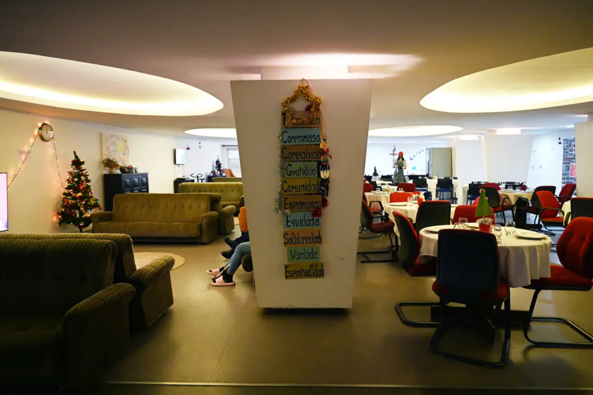 Imagem de contexto do artigo Refeições, banhos e cabazes: esperados dois mil sem-abrigo na Festa de Natal da Comunidade Vida e Paz