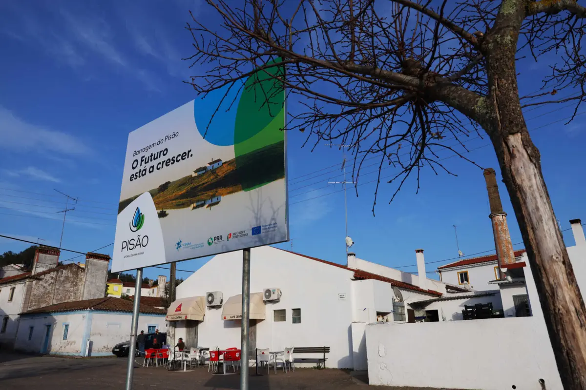 Imagem de contexto do artigo "Incremento importante." Contrato para infraestruturas primárias da Barragem do Pisão assinado esta quinta-feira