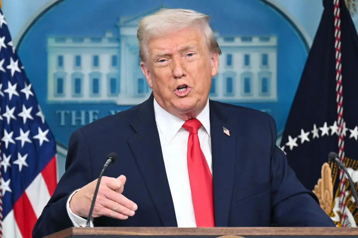 Imagem de contexto do artigo Trump lamenta "tragédia" em Minneapolis mas exige "fim da resistência" ao ICE