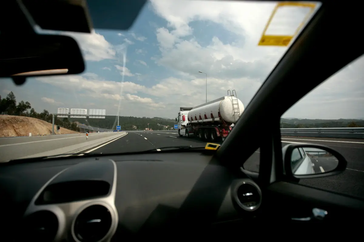 Imagem de contexto do artigo OE2026: aprovadas isenções de portagens na A25 e em parte da A6 e A2