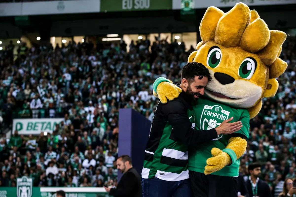 Imagem de contexto do artigo Ruben Amorim, detetores de IA e baba de camelo. Conheça as pesquisas que dominaram 2024