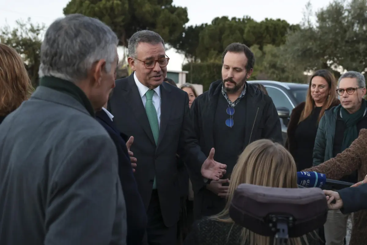 Imagem de contexto do artigo Seguro apela ao voto da esquerda e diz ser o único que pode ir à segunda volta