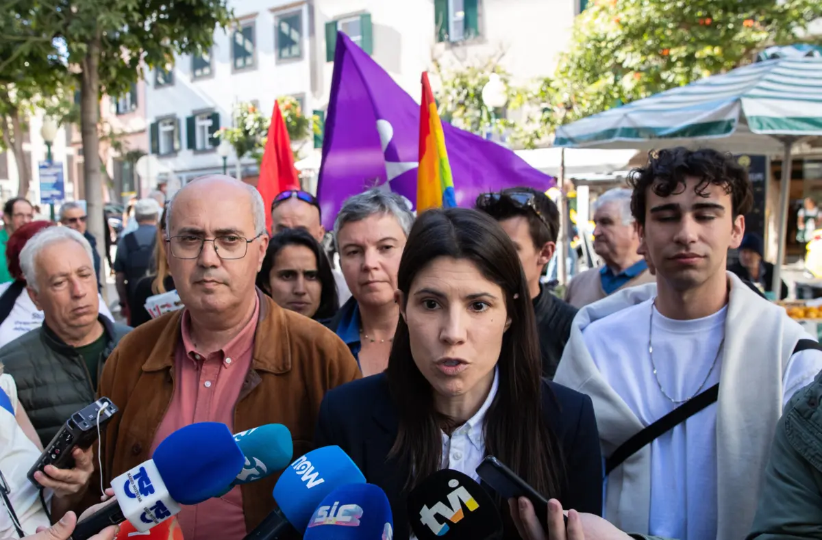Imagem de contexto do artigo "Voto no BE é para baixar o preço das casas." Mortágua quer combater aumento do custo da habitação na Madeira