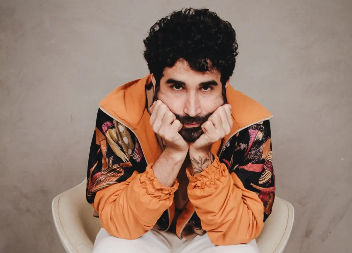 Imagem de contexto do artigo Castello Branco ao vivo com um ensemble de cordas