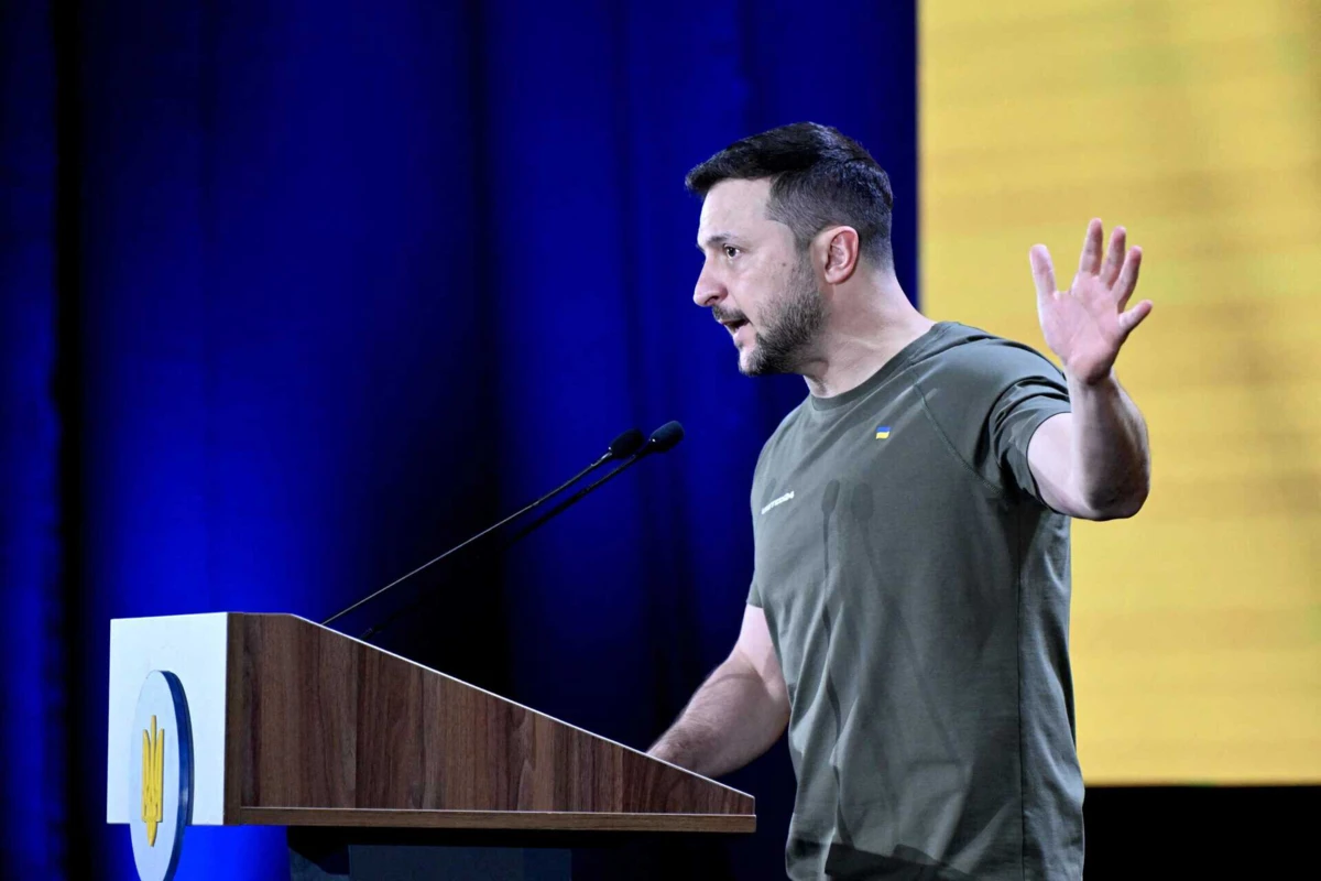 Imagem de contexto do artigo É oficial: Zelensky chega a Portugal esta terça-feira e vai reunir-se com Marcelo e Montenegro