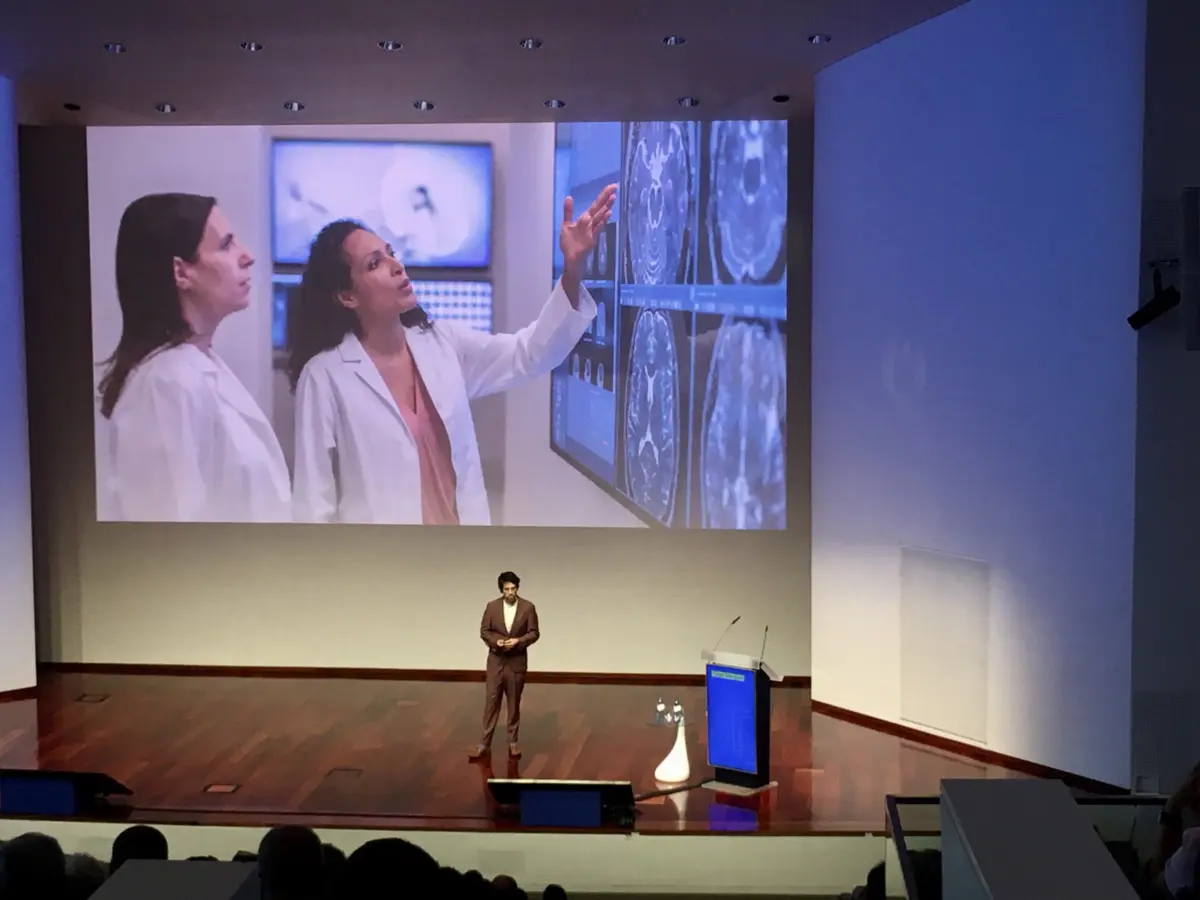 Imagem de contexto do artigo Como a IA nos anda (já) a tratar da saúde