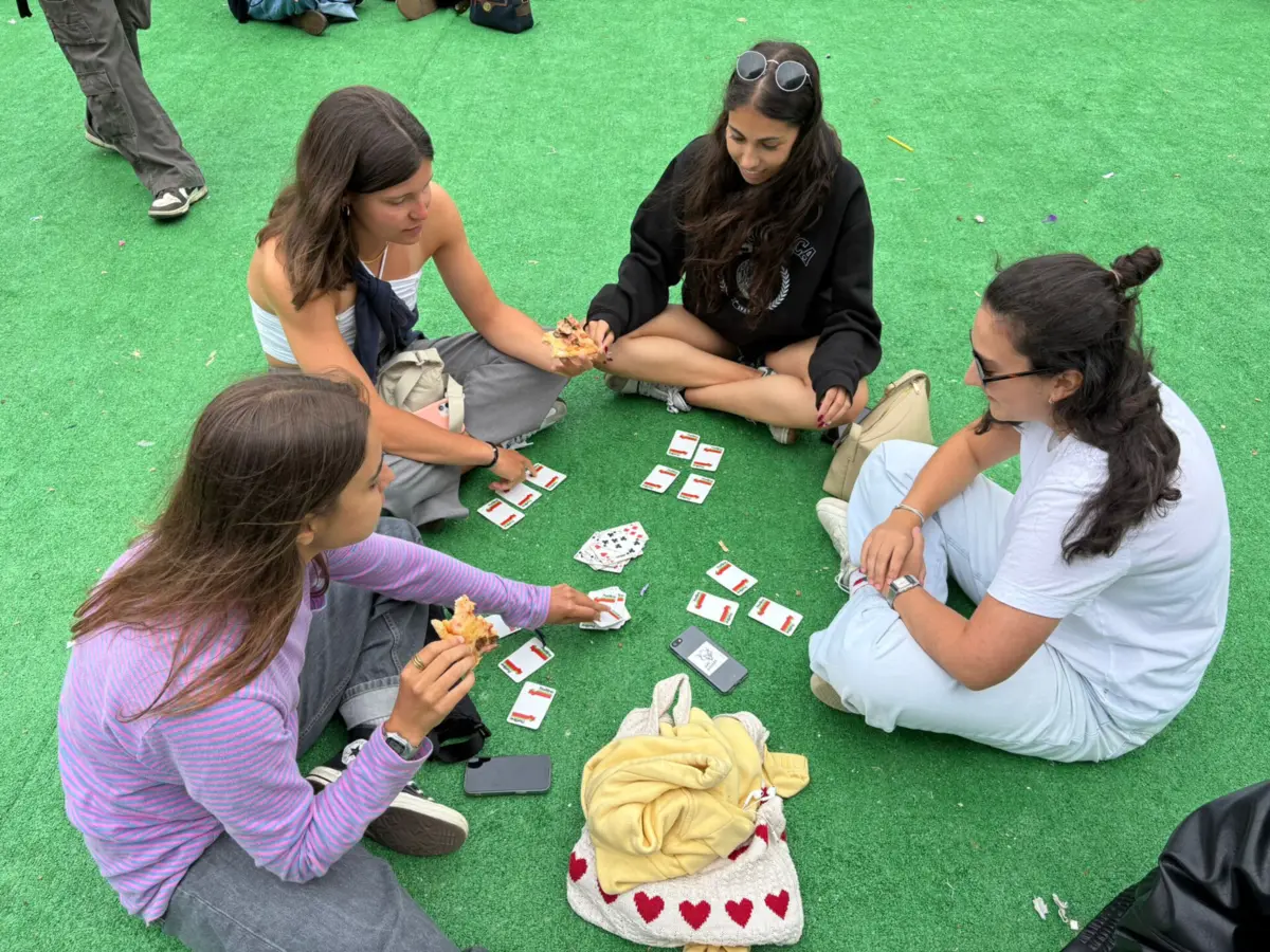 Da direita para a esquerda: Marta, Matilde, Beatriz e Leonor