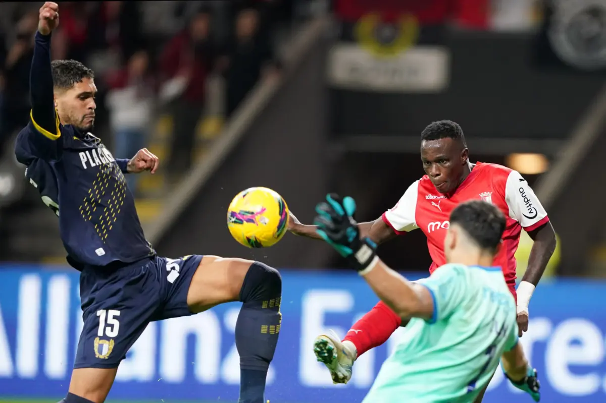 Imagem de contexto do artigo Natal em Braga é no quarto: arsenalistas vencem Santa Clara por 2-0. Veja os golos