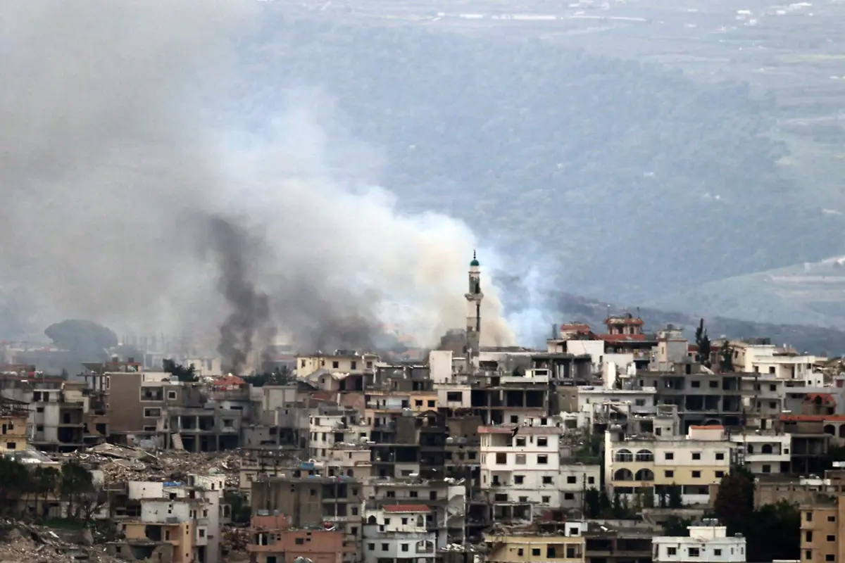 Imagem de contexto do artigo Israel promete continuar a atacar Beirute se Líbano não desarmar Hezbollah