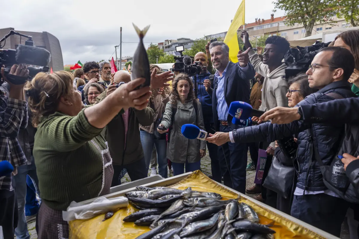Pedro Nuno Santos está em Espinho