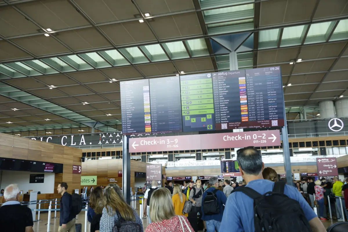 Imagem de contexto do artigo Bruxelas, Londres e Berlim: falhas informáticas em vários aeroportos europeus atrasam e cancelam voos
