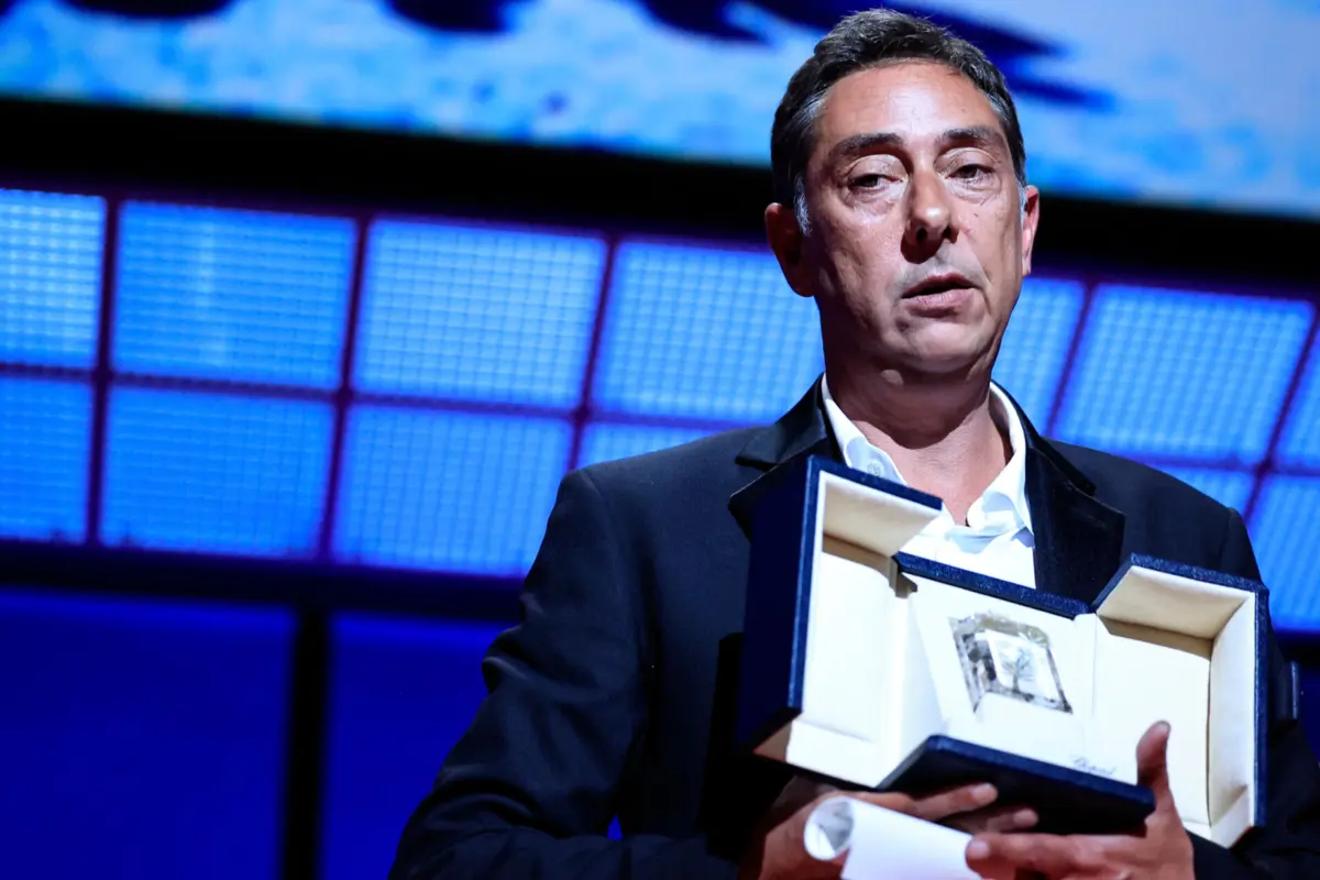 Imagem de contexto do artigo Miguel Gomes vence prémio de melhor realização no festival de Cannes com "Grand Tour"