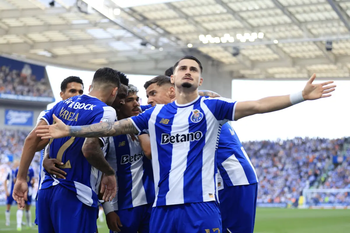 Borja Sainz abriu o marcador no Dragão
