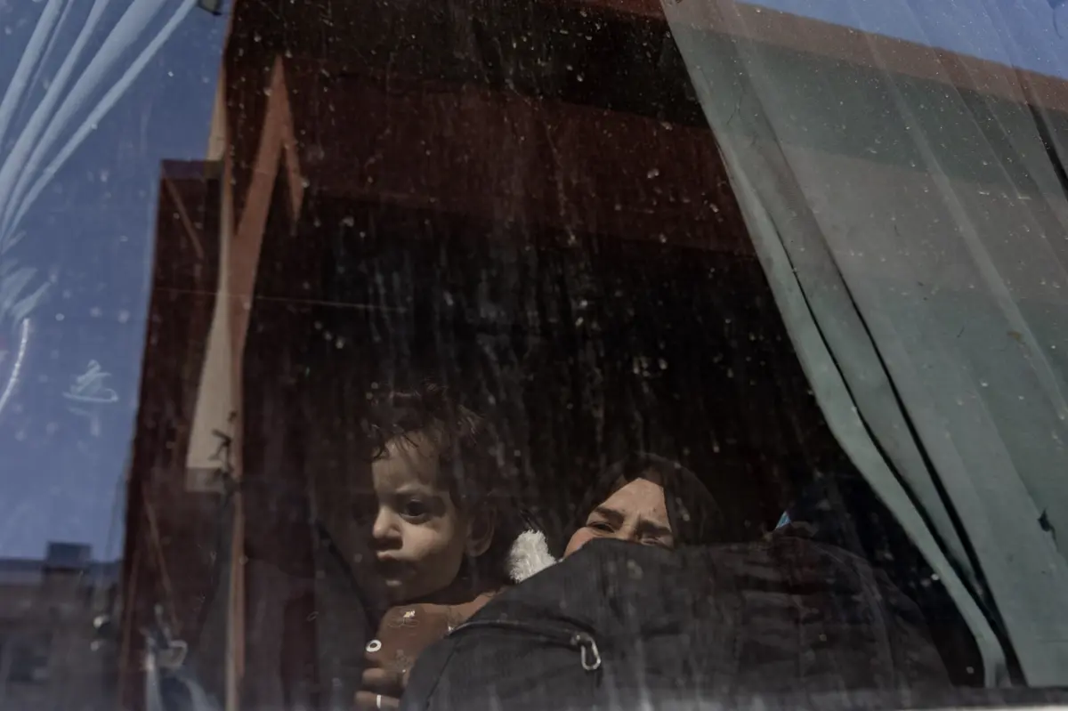 Israel aceitou reabrir a fronteira, que facilita a saída de feridos, depois de o Hamas ter libertado as últimas reféns vivas em Gaza