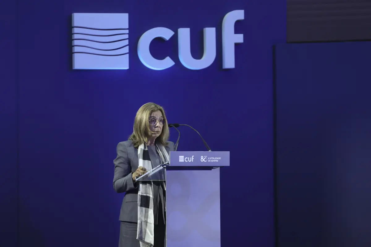 A ministra falou aos jornalistas à margem das comemorações do 80.º aniversário da rede de hospitais e clínicas CUF, no Convento do Beato, em Lisboa