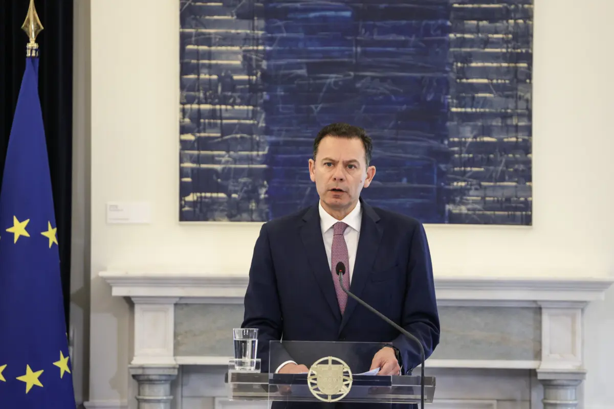 "Sem alarmismos, sem precipitações, estamos preparados e tomaremos as decisões necessárias para lidarmos o melhor possível com esta situação desafiante”, afirma o primeiro-ministro