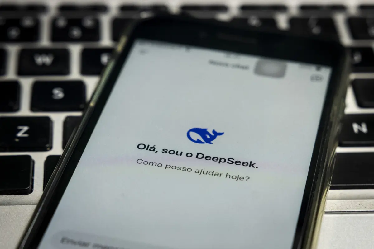 Imagem de contexto do artigo Mais de 60 países comprometem-se com IA "aberta, inclusiva e ética". EUA e Reino Unido de fora