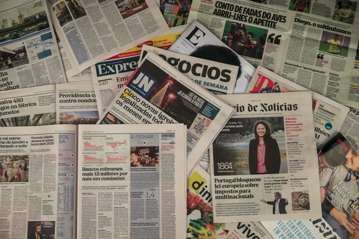 Imagem de contexto do artigo "Medida feliz." Jovens entre 15 e 18 anos vão ter acesso gratuito à assinatura de um jornal