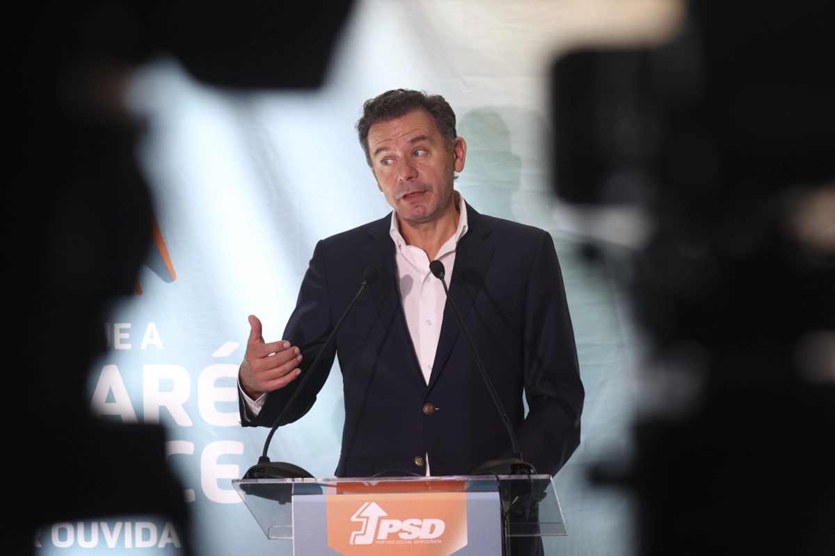 Imagem de contexto do artigo Montenegro aponta como objetivo baixar fatura a pagar aos fornecedores do SNS