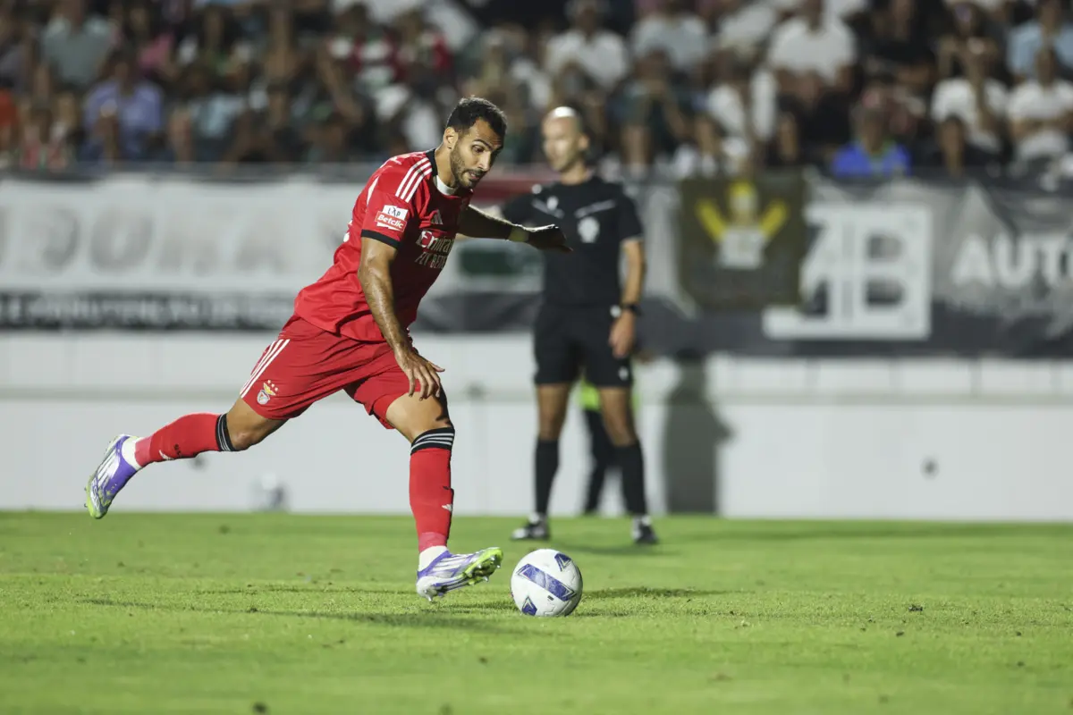 Pavlidis marca de grande penalidade