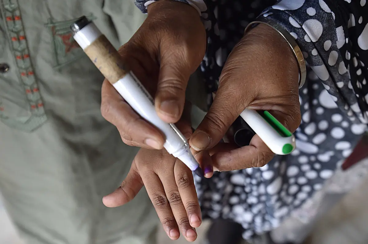 Em Espanha, as autoridades sanitárias decidiram dar a quarta dose de reforço a 25 mil crianças