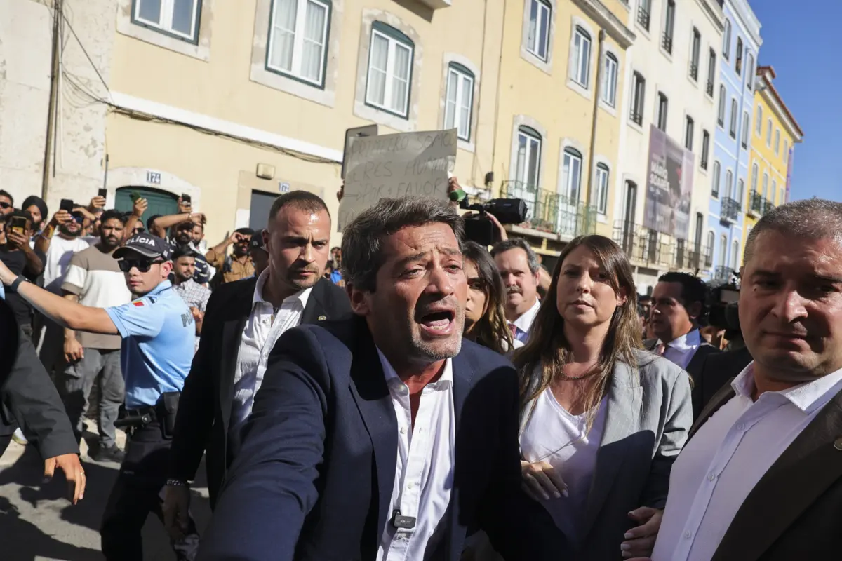 Imagem de contexto do artigo Garcia Pereira apresenta queixa ao PGR e pede extinção do Chega por "práticas fascistas" que violam a Constituição